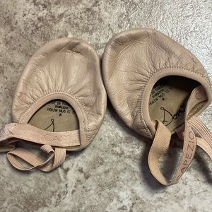 Dance shoes